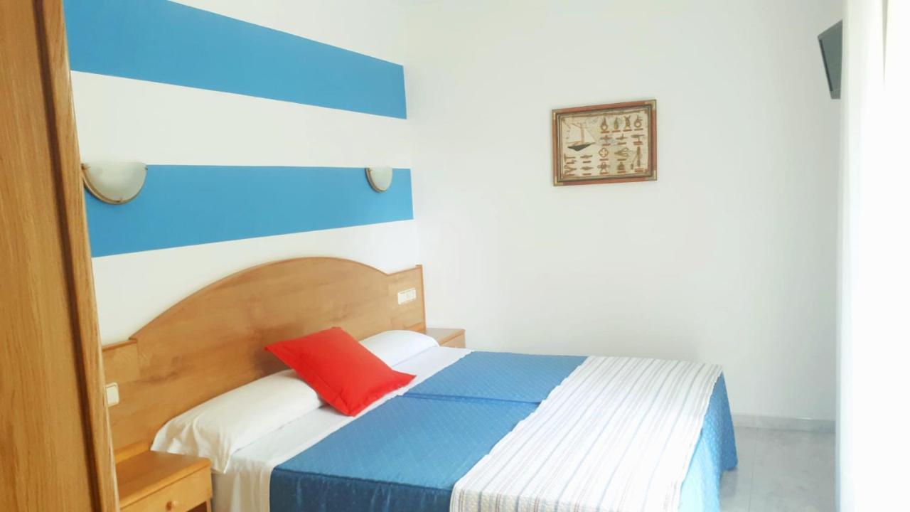 Habitaciones Ninfa บียาลองกา ภายนอก รูปภาพ