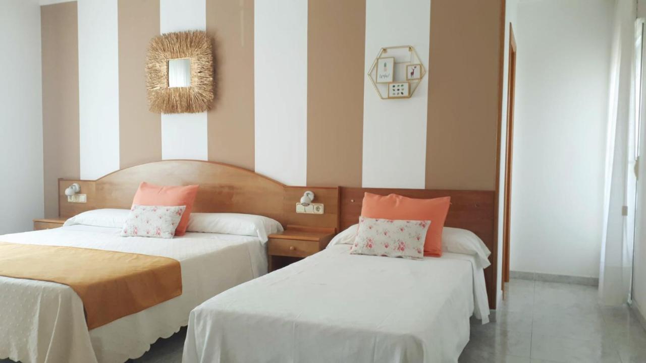 Habitaciones Ninfa บียาลองกา ภายนอก รูปภาพ