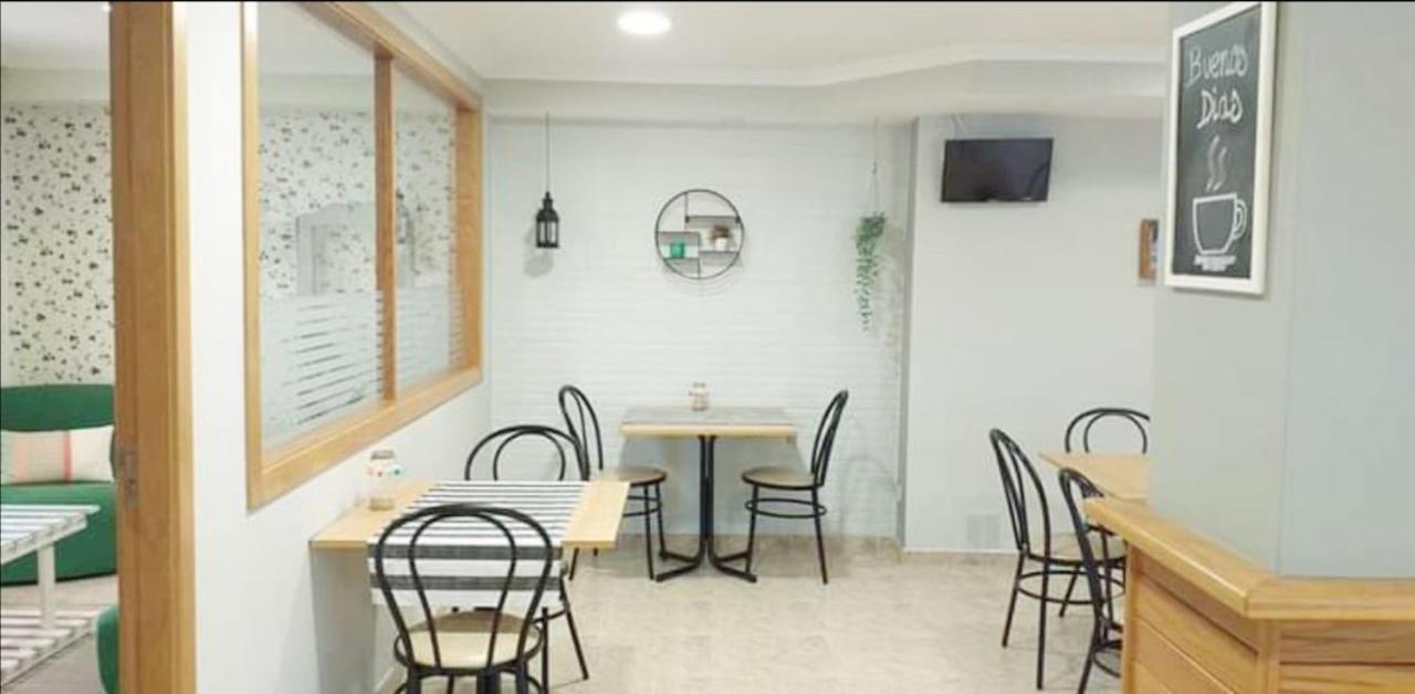 Habitaciones Ninfa บียาลองกา ภายนอก รูปภาพ